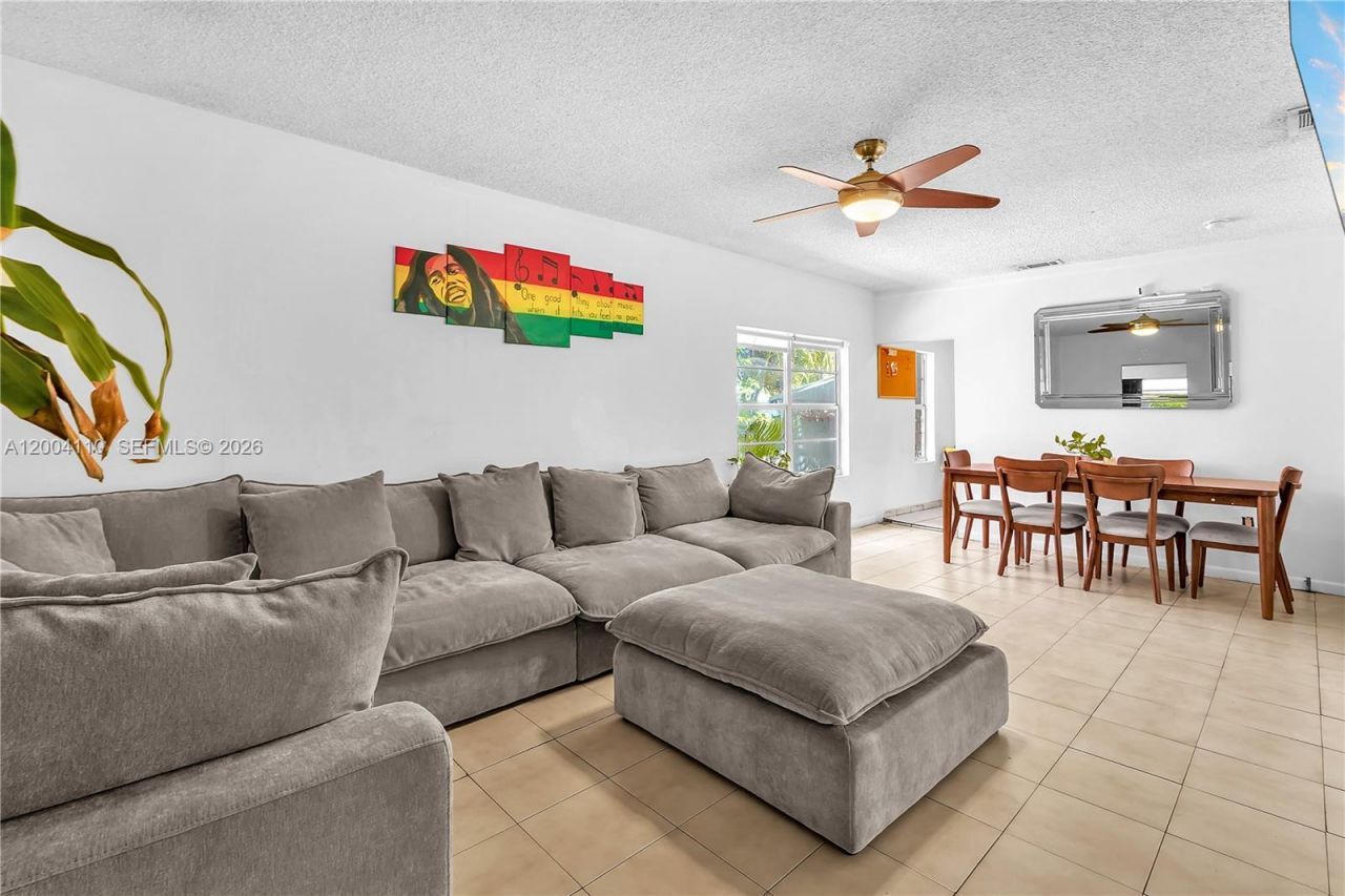 219 SW 6th Ave, Miami, FL 33130 Photo