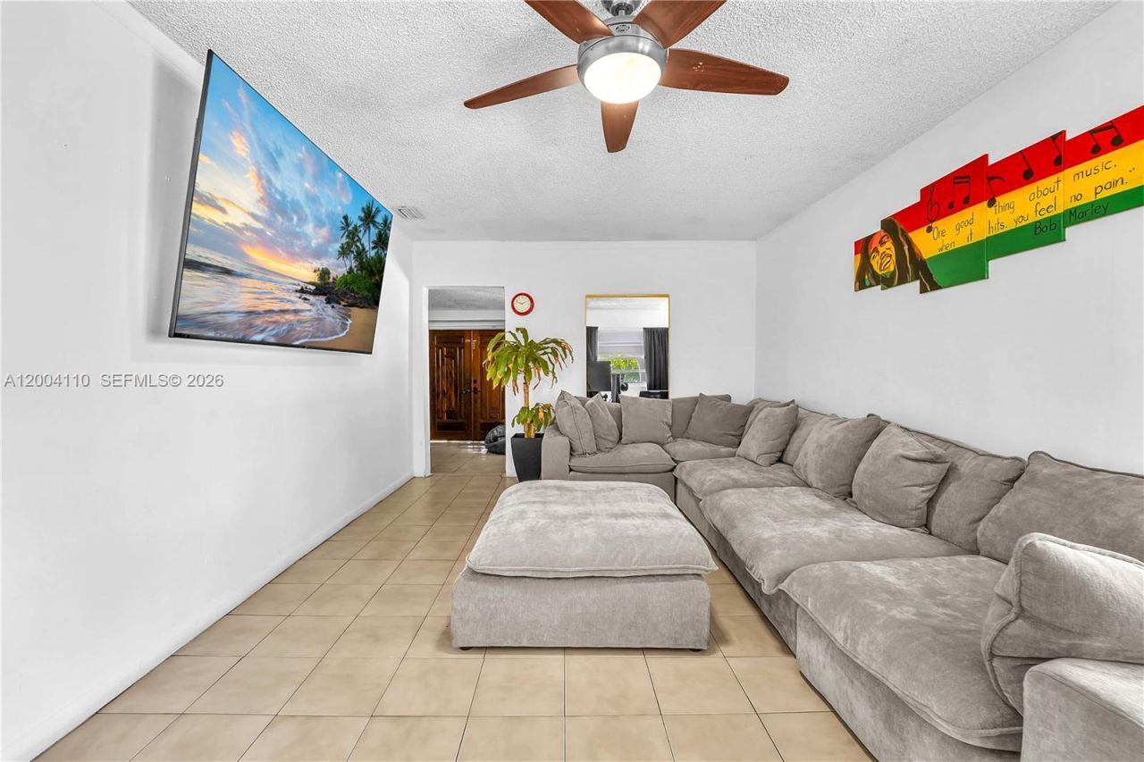 219 SW 6th Ave, Miami, FL 33130 Photo