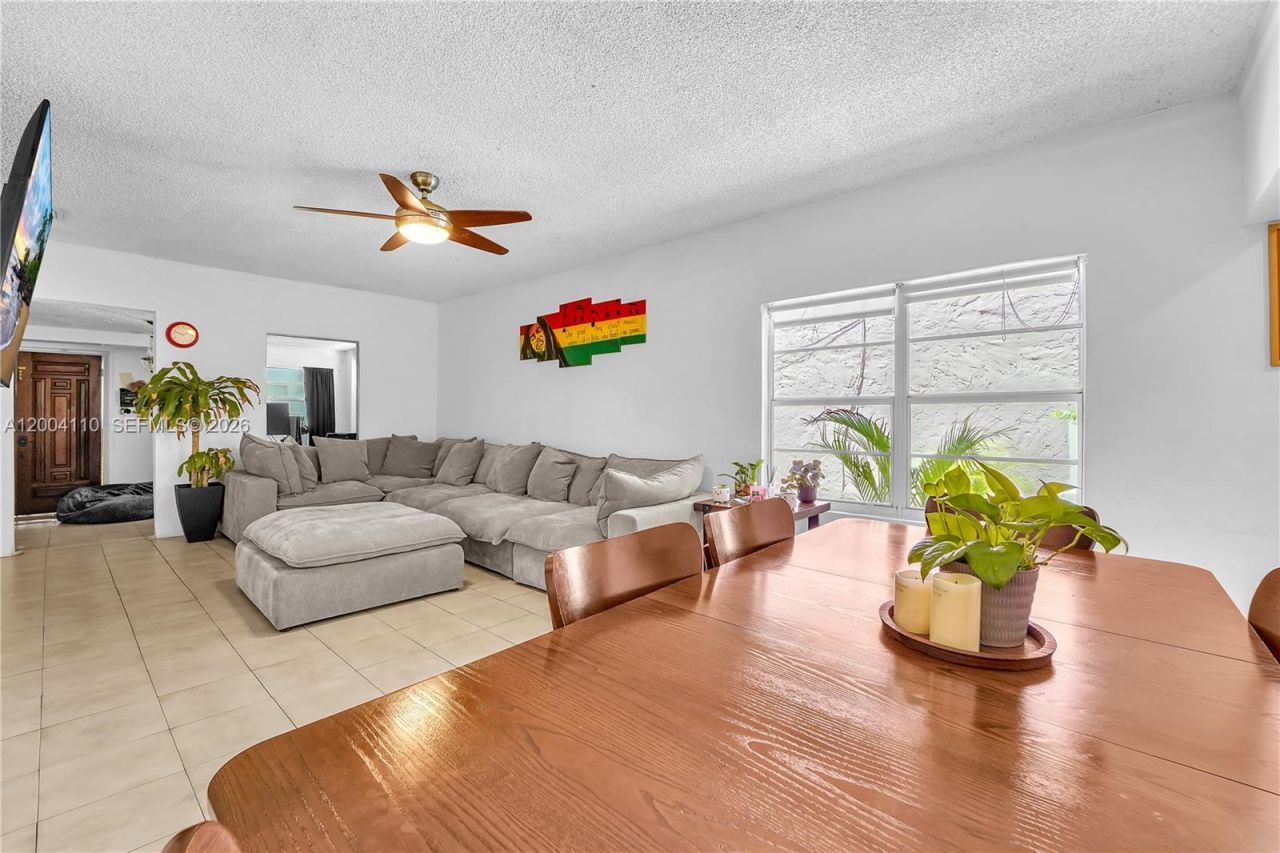 219 SW 6th Ave, Miami, FL 33130 Photo