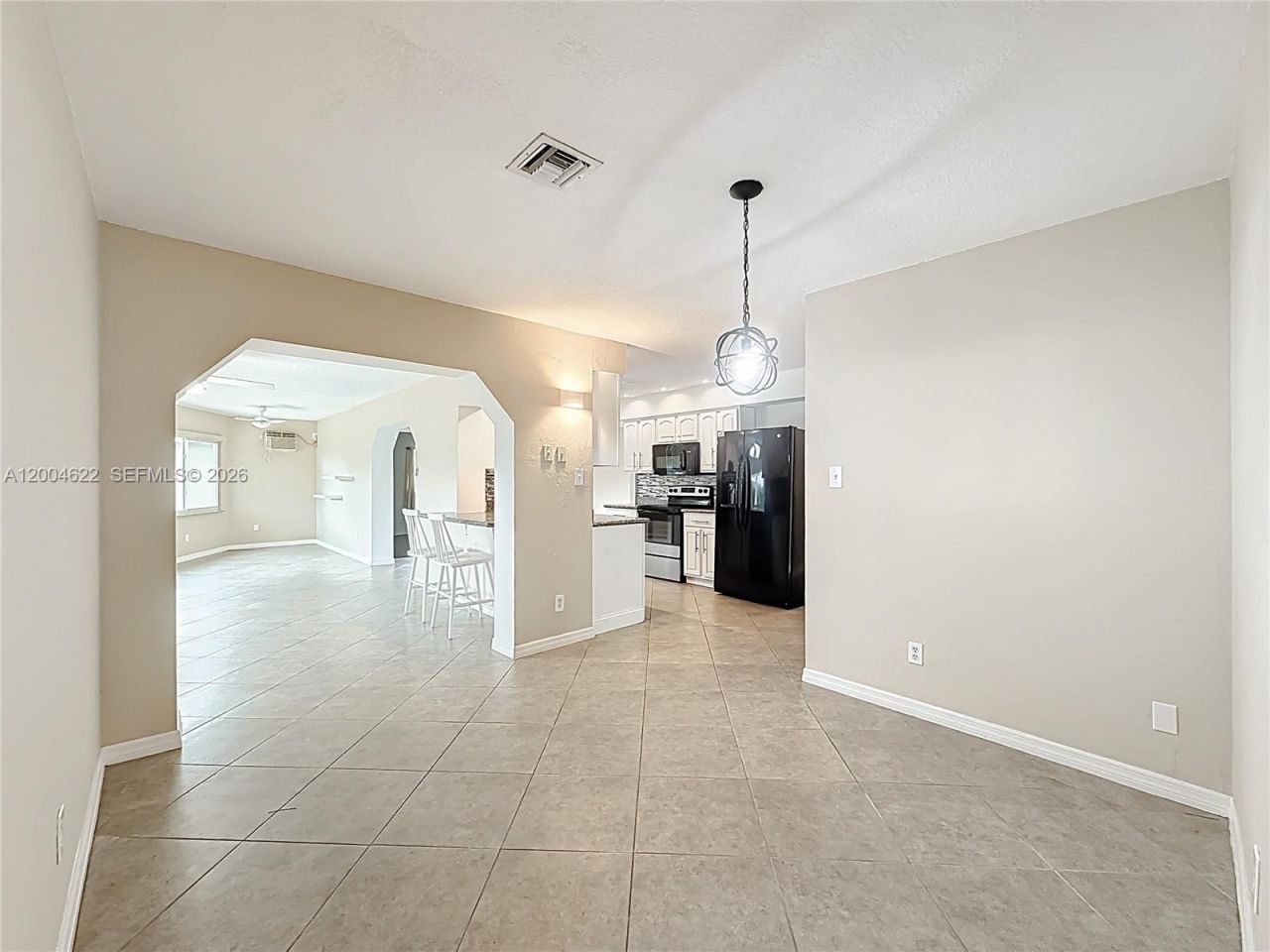 8102 NW 96th Ter, Tamarac, FL 33321 Photo
