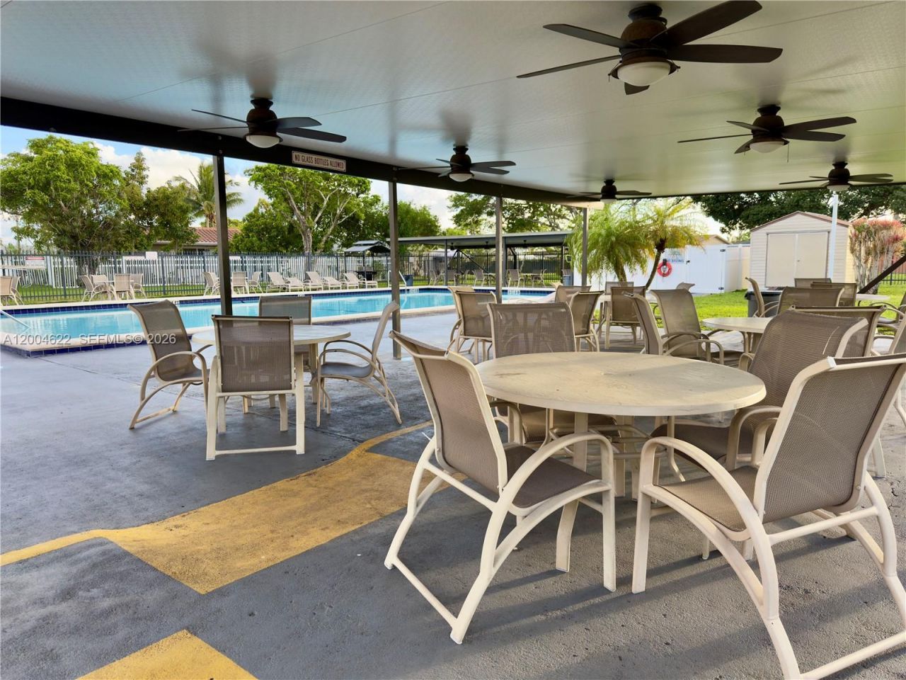8102 NW 96th Ter, Tamarac, FL 33321 Photo