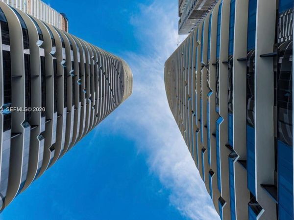 55 SW 9th St , Unit 2604, Miami, FL 33130