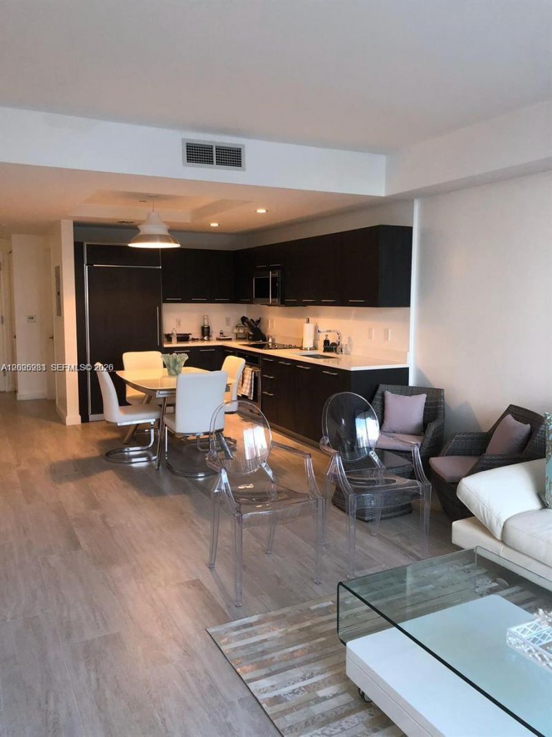 55 SW 9th St , Unit 2604, Miami, FL 33130 Photo