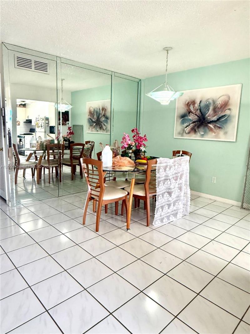 11 NE 204th St , Unit 23, Miami Gardens, FL 33179 Photo