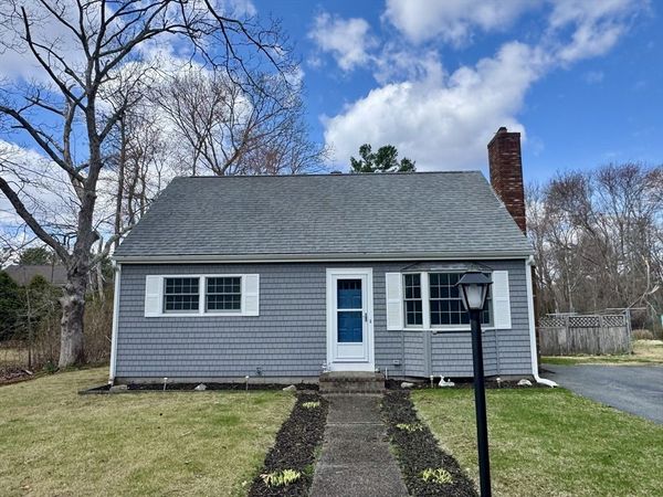 69 Morton Avenue, Dartmouth, MA 02747