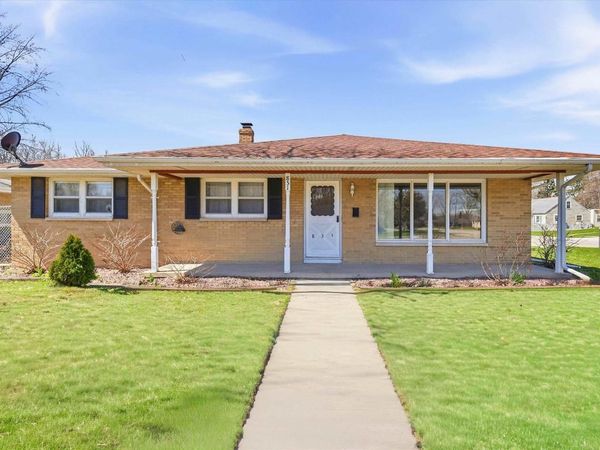 831 N DANZ AVENUE, Green Bay, WI 54302