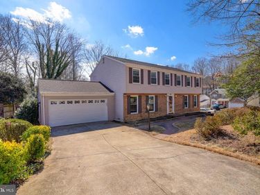 15900 FAIRWAY DRIVE , DUMFRIES, VA 22025