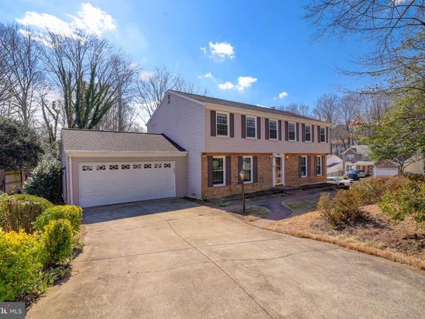 15900 FAIRWAY DRIVE , DUMFRIES, VA 22025