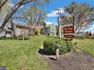 3705 E NEWPORT ROAD , INTERCOURSE, PA 17534