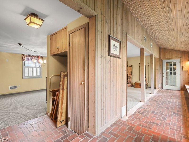 4328 S Union Avenue , Alliance, OH 44601 Photo 12