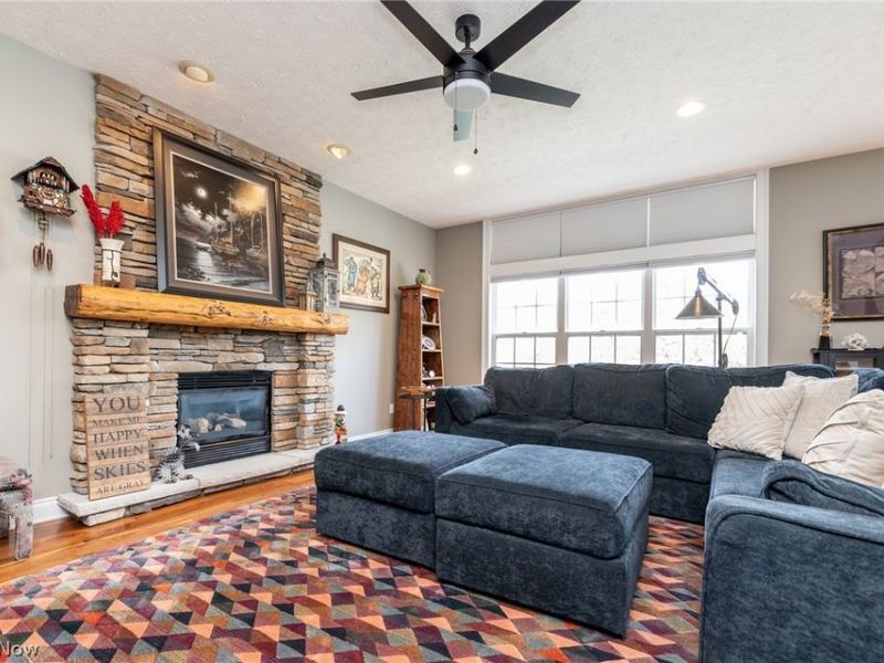 310 Blossom Lane, Orange, OH 44022 Photo 11