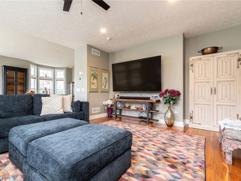 310 Blossom Lane, Orange, OH 44022 Photo 13