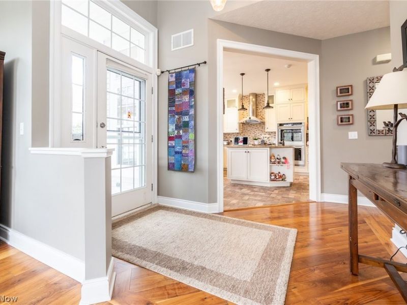 310 Blossom Lane, Orange, OH 44022 Photo 3