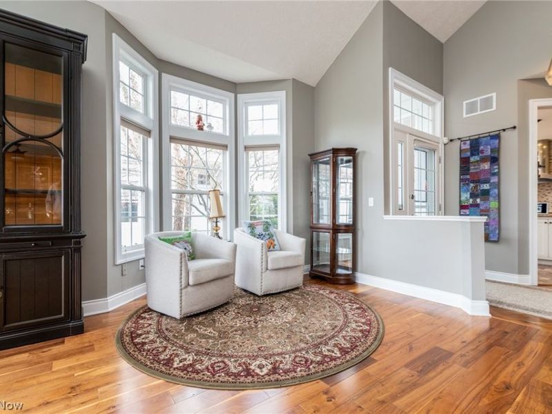 310 Blossom Lane, Orange, OH 44022 Photo 4