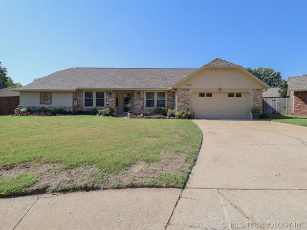 10708 S 88th East Circle , Tulsa, OK 74133