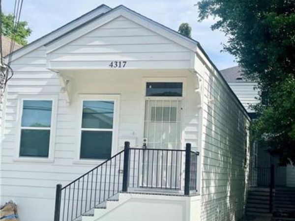 4317 URQUHART Street , New Orleans, LA 70117