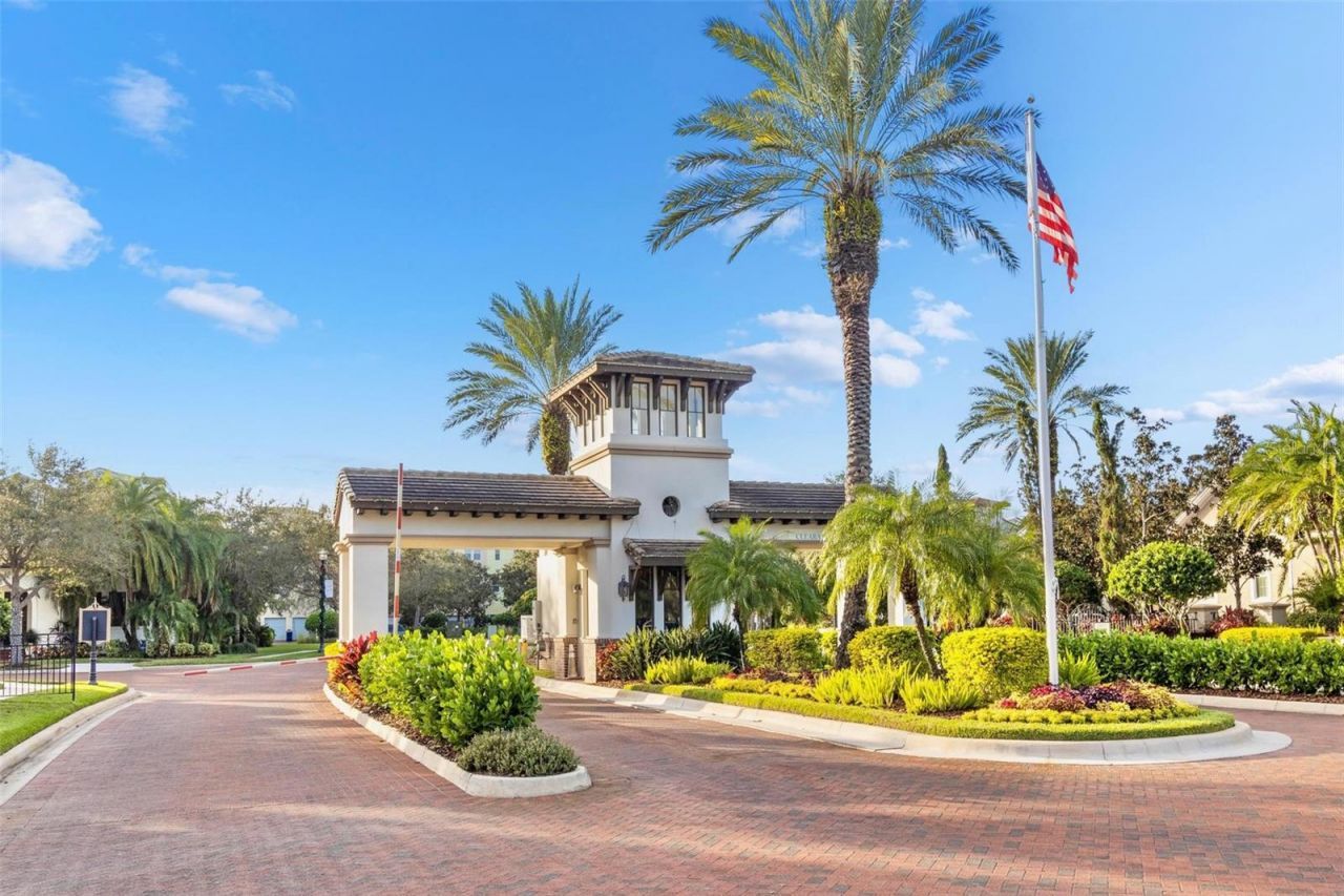 6054 Yeats Manor Drive, Tampa, FL 33616 Photo