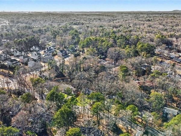 7070 Glenridge Drive, Atlanta, GA 30328
