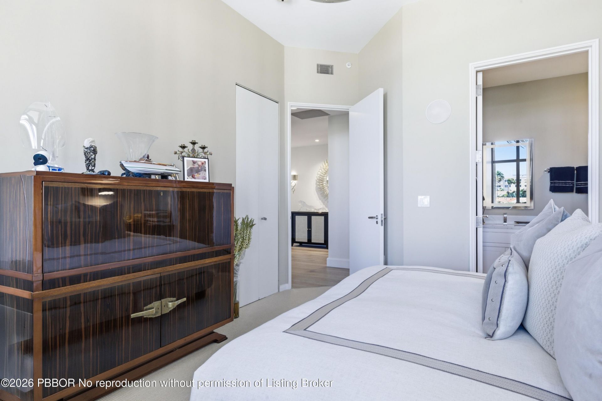 300 Seminole Avenue, Unit 3C, Palm Beach, FL 33480 Photo