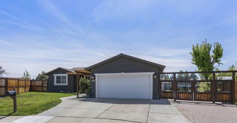 3376 Lagomarsino Court, Sparks, NV 89431 Photo