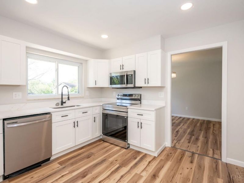 6575 Bridgetown Road, Green Township, OH 45248 Photo 17