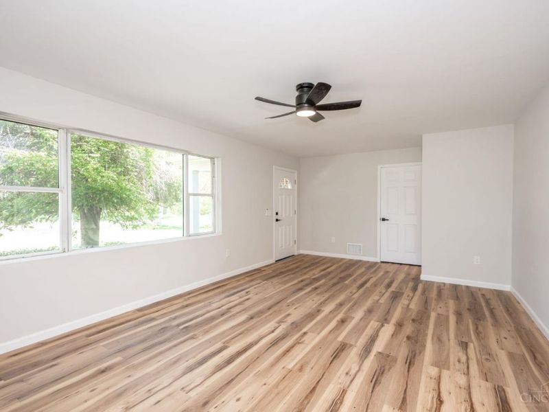 6575 Bridgetown Road, Green Township, OH 45248 Photo 9