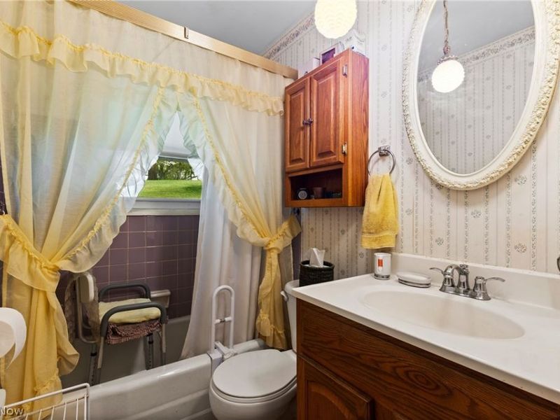 103 Orchard Drive, Saint Clairsville, OH 43950 Photo 15