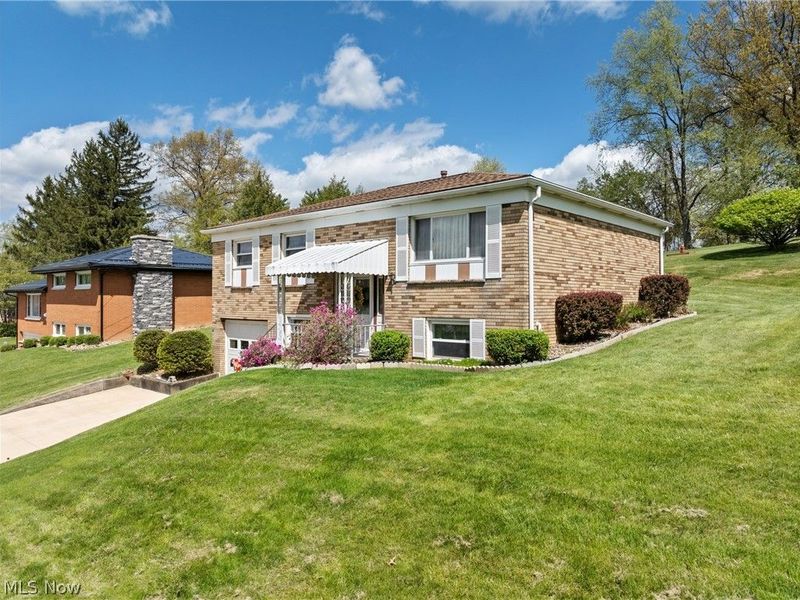 103 Orchard Drive, Saint Clairsville, OH 43950 Photo 2