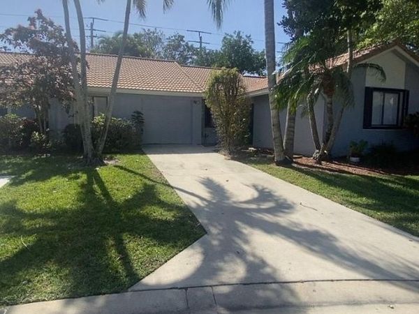 9926 Watermill Circle, Unit F, Boynton Beach, FL 33437