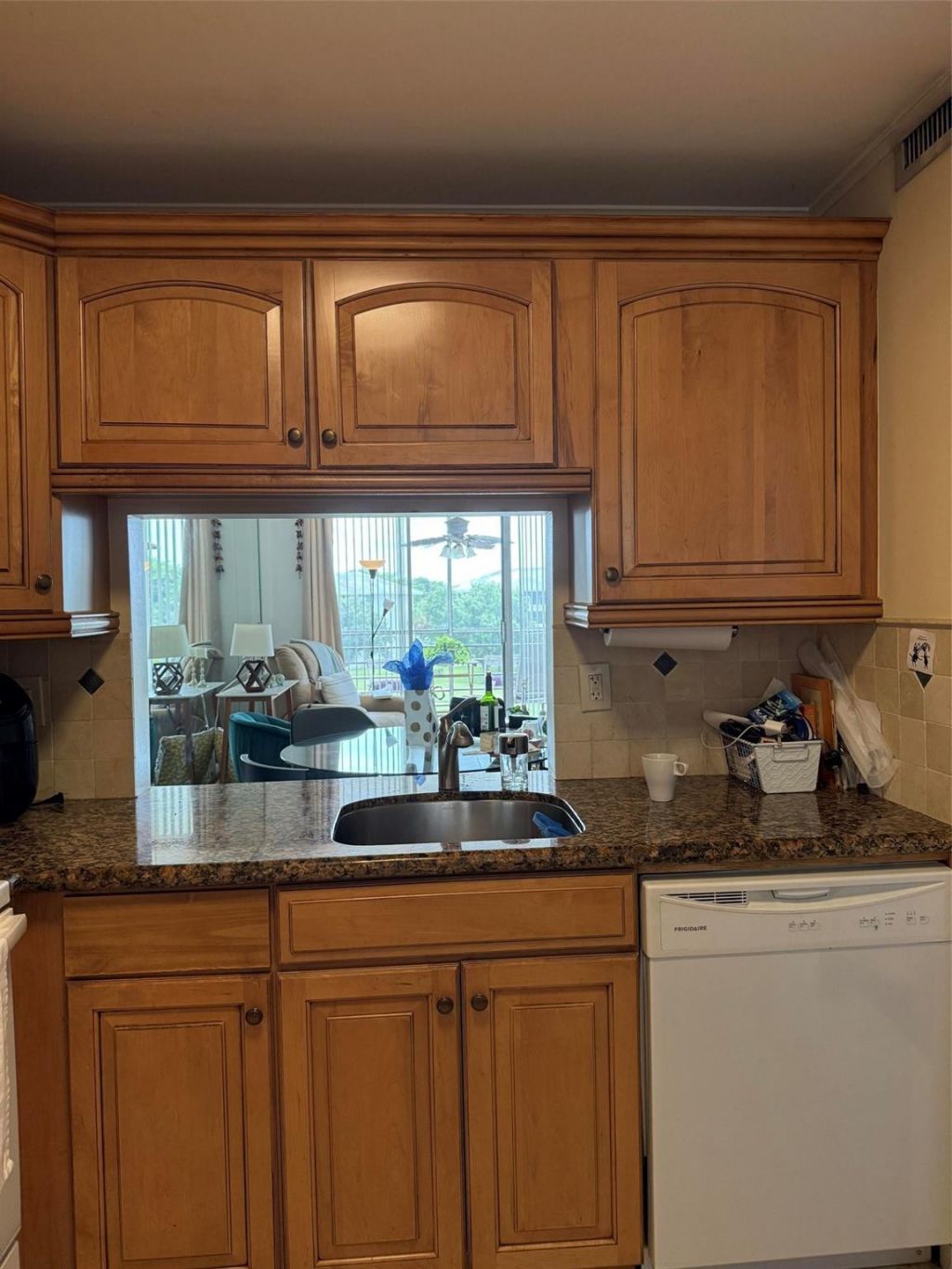 9230 Lagoon Place, Unit 408, Davie, FL 33324 Photo