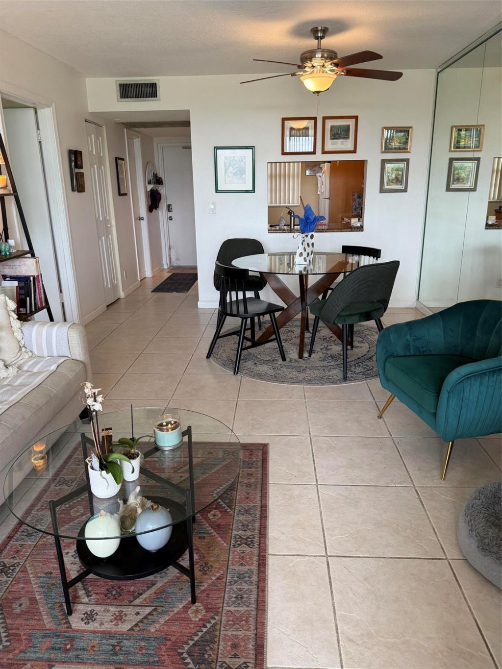 9230 Lagoon Place, Unit 408, Davie, FL 33324 Photo