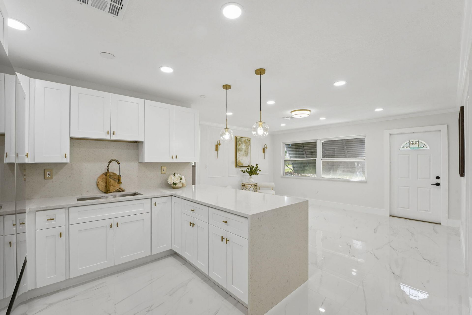 1527 Live Oak Drive, West Palm Beach, FL 33415 Photo