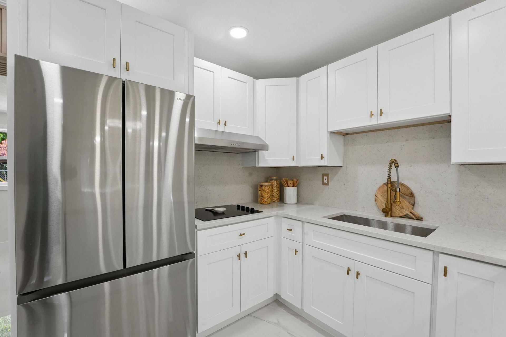 1527 Live Oak Drive, West Palm Beach, FL 33415 Photo