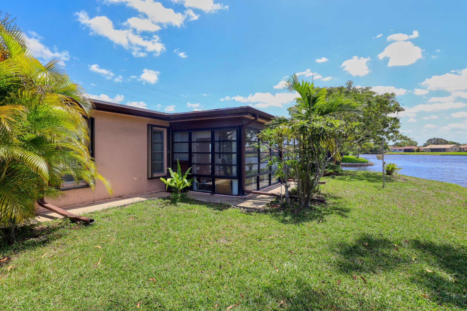 10500 NW 71st Place, Tamarac, FL 33321 Photo