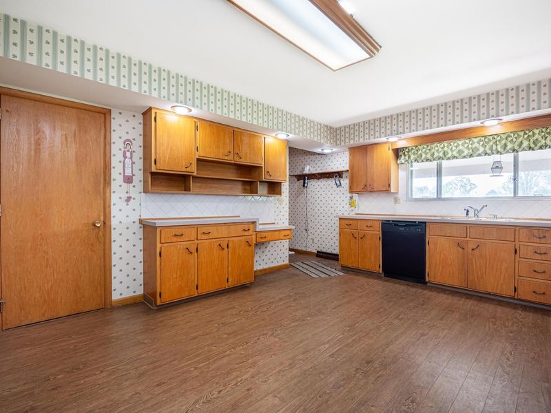 321 State Street , Edison, OH 43320 Photo 22