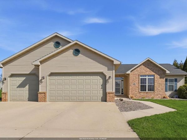 412 HARVEST HILL DRIVE, Denmark, WI 54208