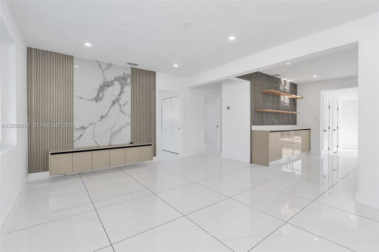 6540 SW 25th St , Miami, FL 33155 Photo