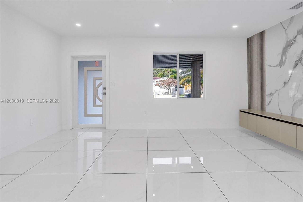 6540 SW 25th St , Miami, FL 33155 Photo