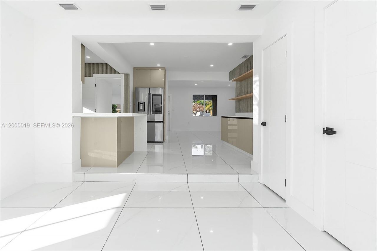 6540 SW 25th St , Miami, FL 33155 Photo