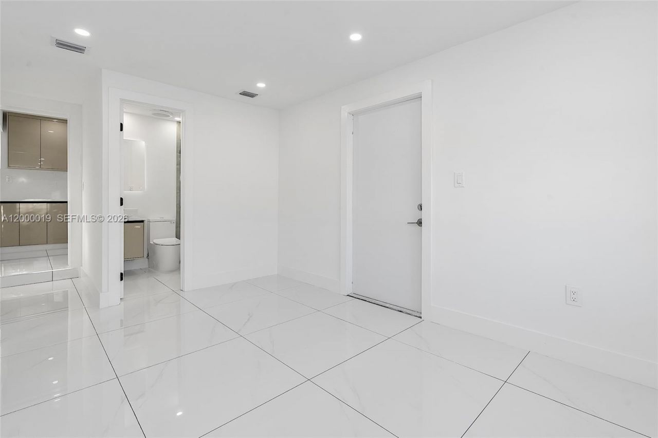 6540 SW 25th St , Miami, FL 33155 Photo