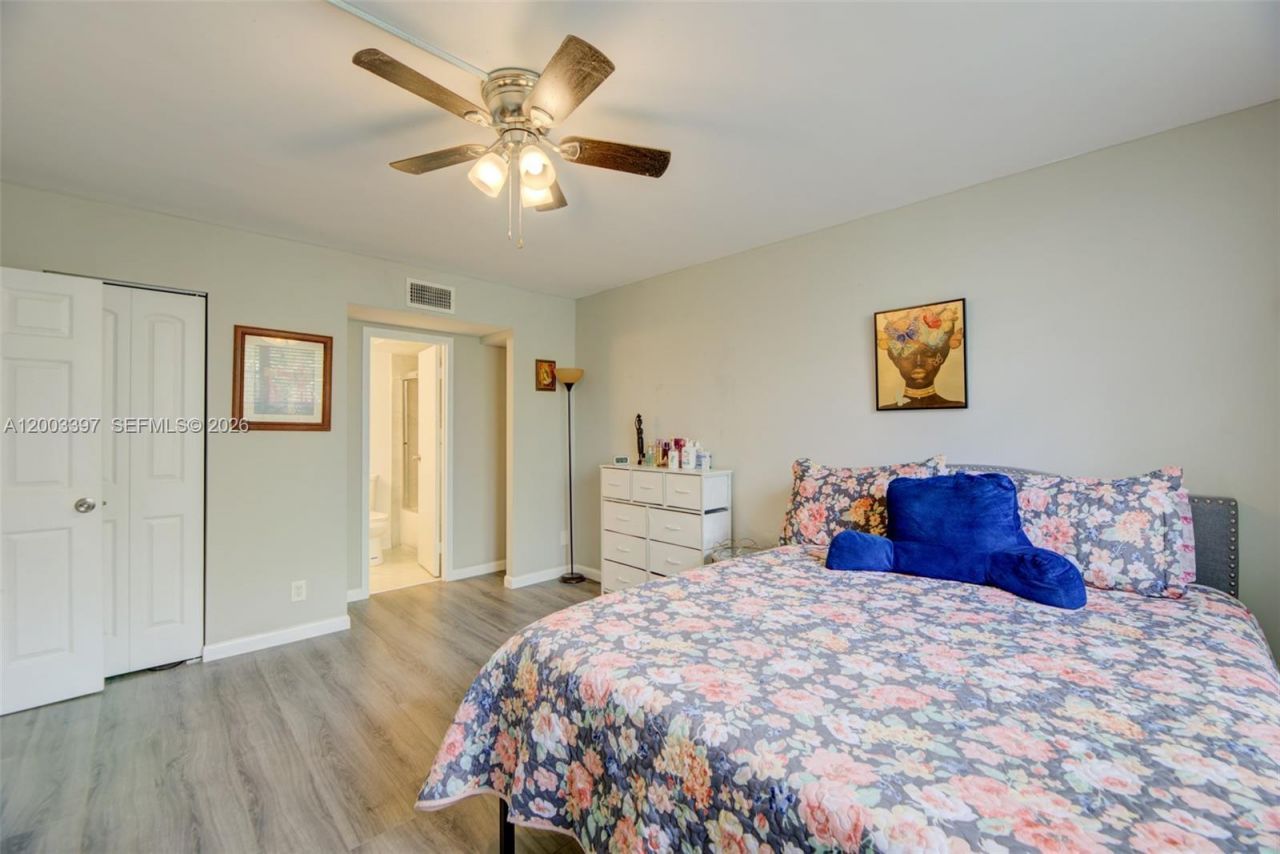 2999 NW 48th Ave , Unit 448, Lauderdale Lakes, FL 33313 Photo