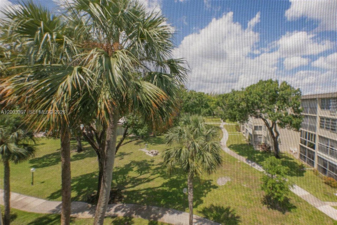 2999 NW 48th Ave , Unit 448, Lauderdale Lakes, FL 33313 Photo