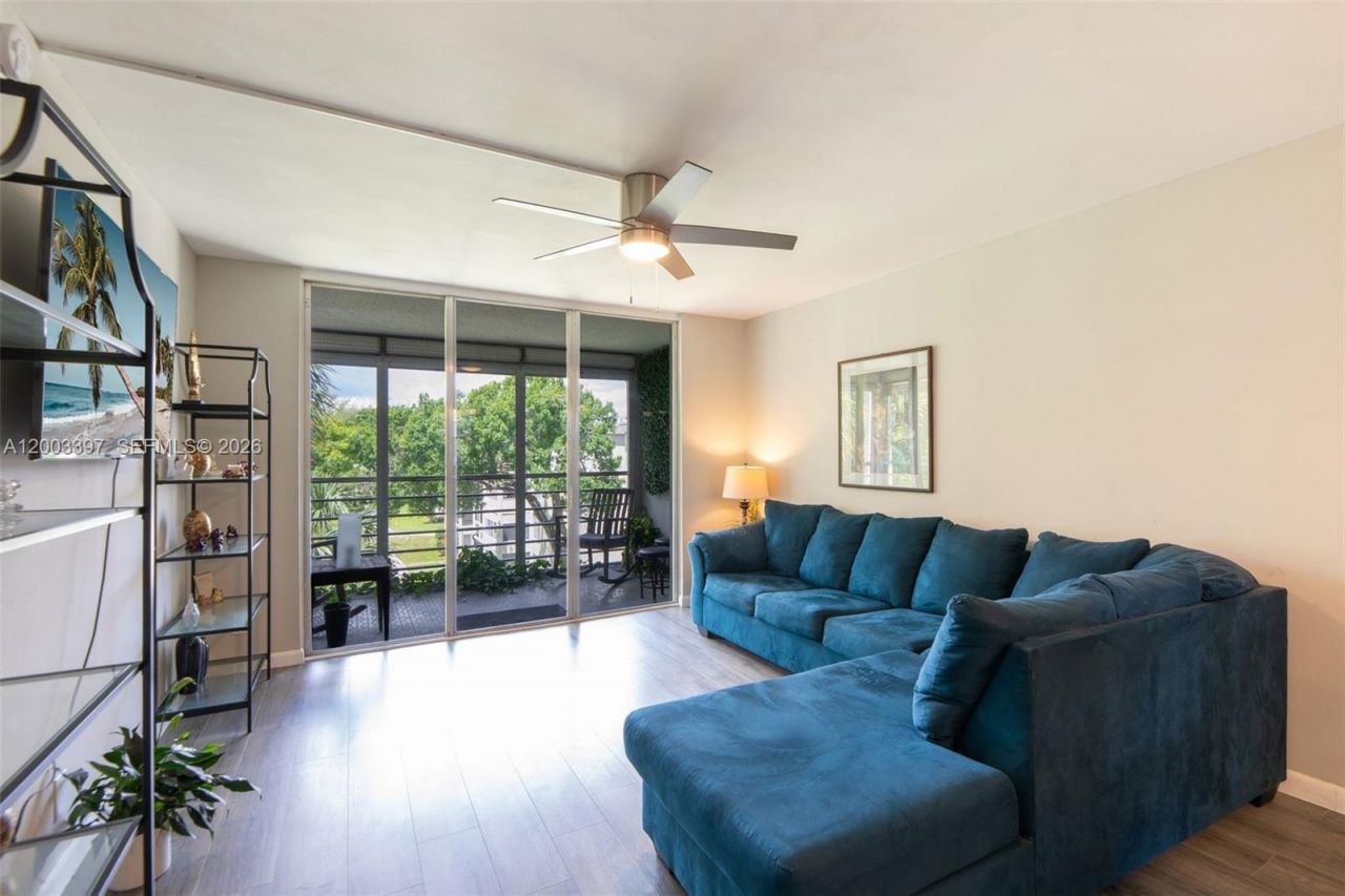 2999 NW 48th Ave , Unit 448, Lauderdale Lakes, FL 33313 Photo