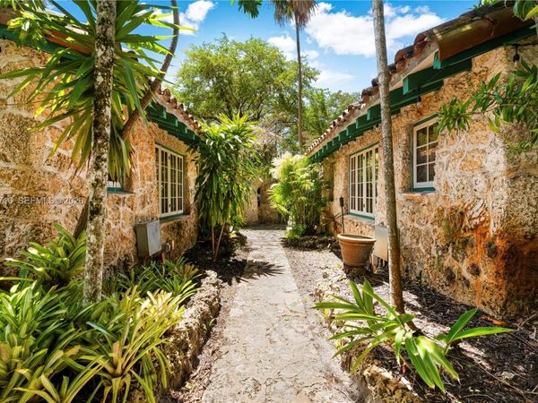 1301 Milan Ave , Coral Gables, FL 33134