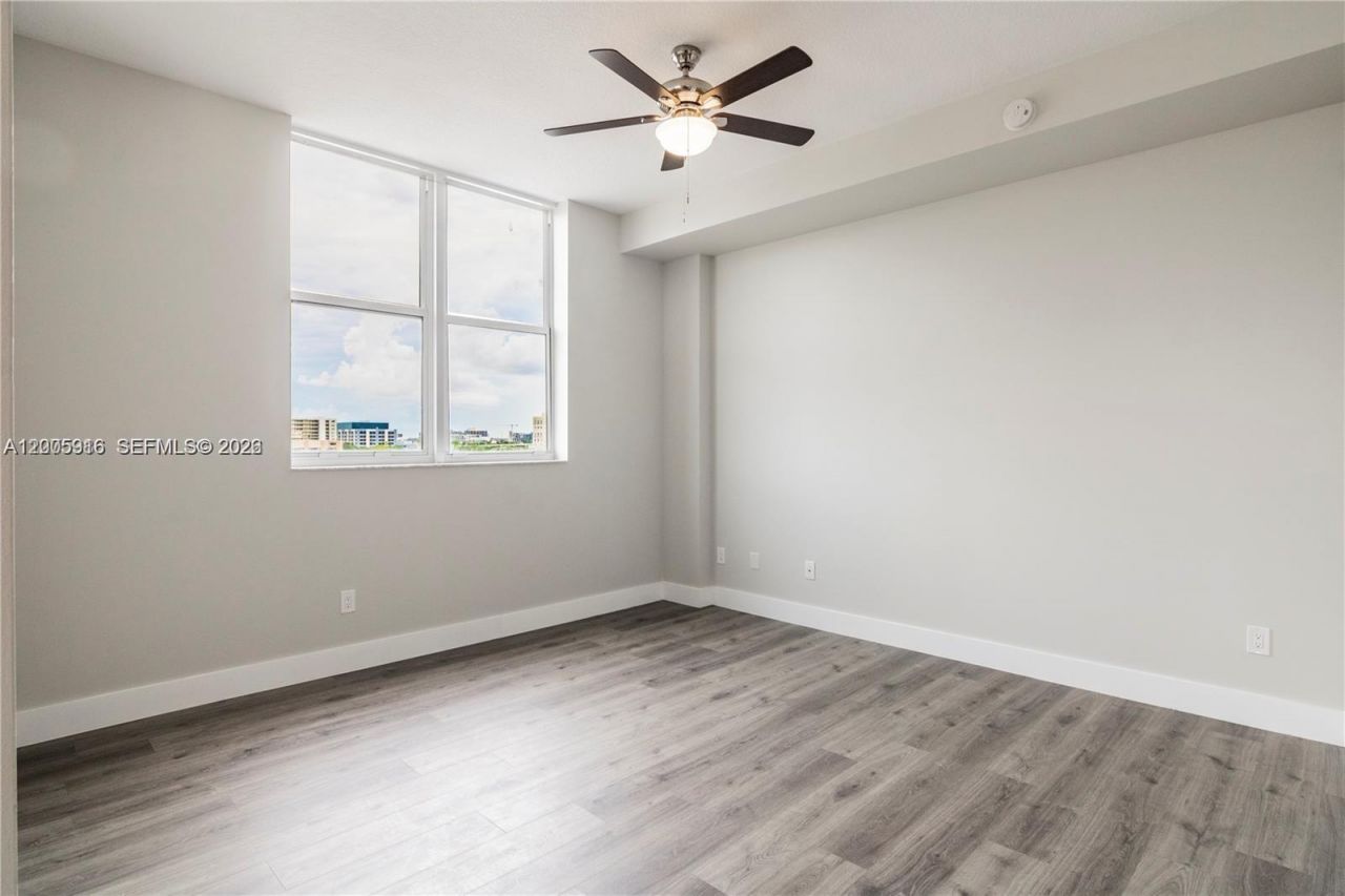 1350 NW 8th Ct , Unit A1-7, Miami, FL 33136 Photo