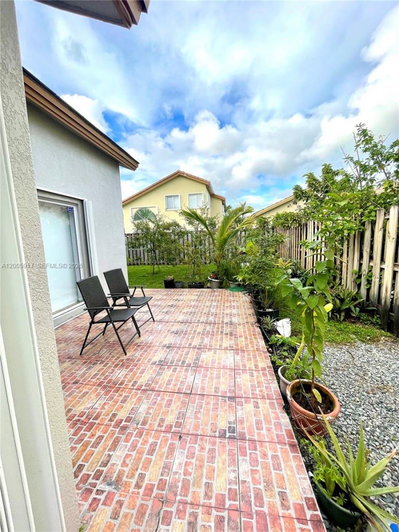 9929 NW 29th Ter , Doral, FL 33172 Photo