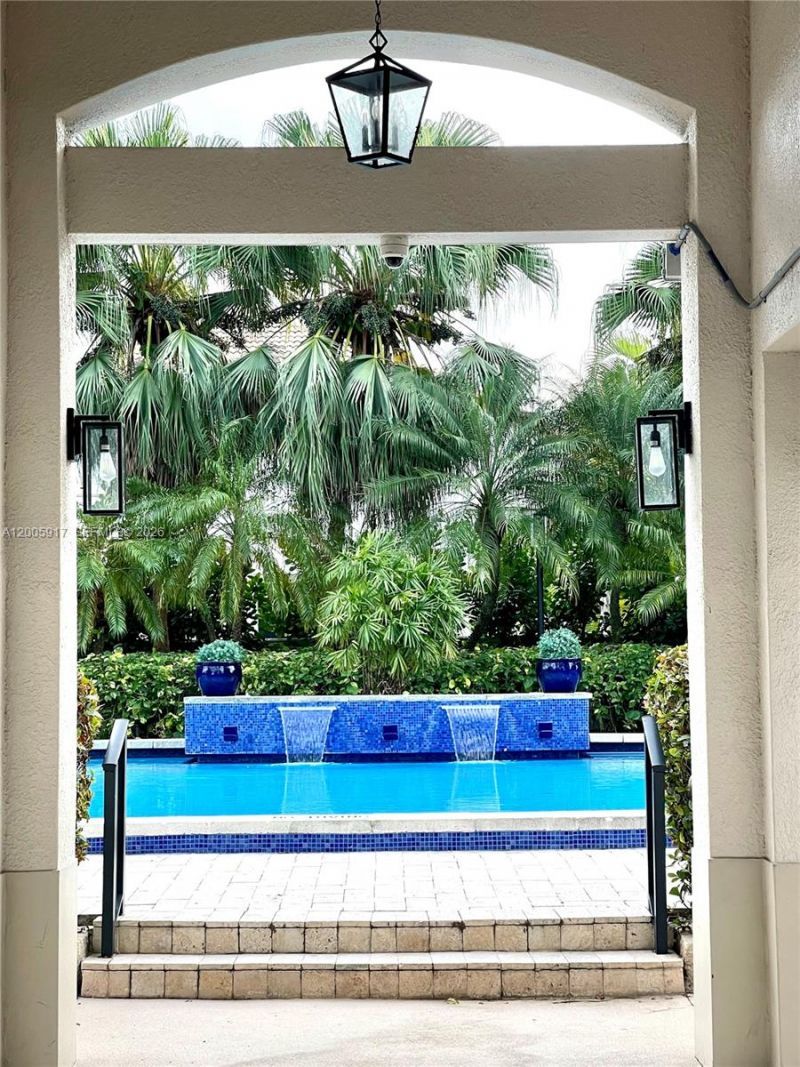 9929 NW 29th Ter , Doral, FL 33172 Photo