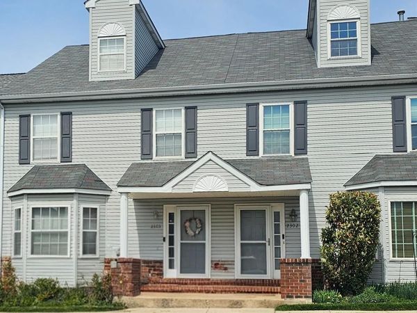 2303 GRANT COURT , NORRISTOWN, PA 19403