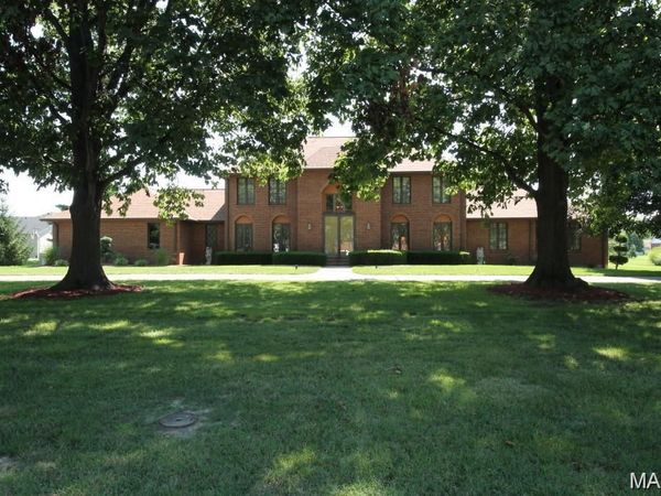 540 N Railway Street, Mascoutah, IL 62258