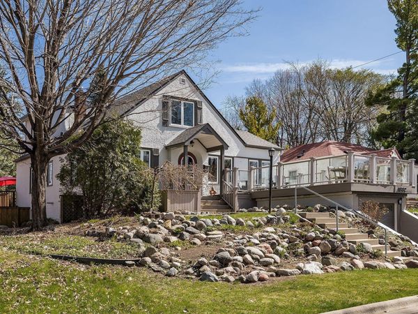 1832 York Avenue N, Golden Valley, MN 55422